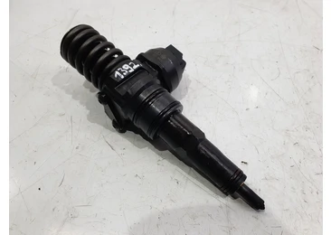 Injector 038130073aq Volkswagen Golf 4 (1997 - 2006) axr