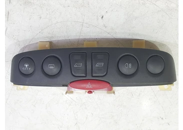 Panou butoane 735359889 Fiat Punto 2 (facelift) (2003 - 2009) 1.2 benzina 188a4000