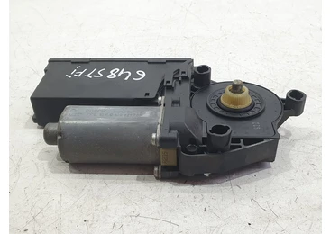 Motoras geam stanga fata 0130821765 Audi A4 B7 (2004 - 2008) 2.0 tdi BPW