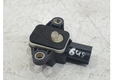 Senzor impact 8p0955557 Audi A4 B7 (2004 - 2008) 2.0 tdi BPW