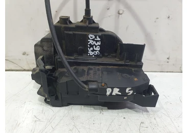 Broasca dreapta fata 825028873r Renault Megane 3 (2008 - 2014) 1.5 dci K9K636