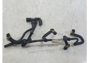 Rampa retur injectoare 166714557r Renault Megane 3 (2008 - 2014) 1.5 dci K9K636