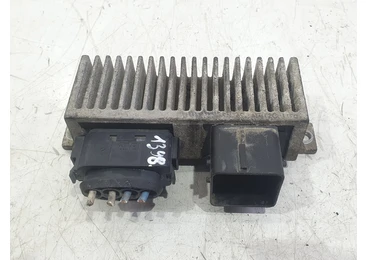 Releu bujii incandescente 8200558438a Renault Megane 3 (2008 - 2014) 1.5 dci K9K636