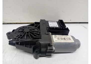 Motoras geam dreapta fata 1T0959702M Volkswagen Touran 1 (facelift) (2006 - 2010) 1.9 tdi BLS