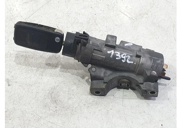 Contact cu cheie 4b0905851b Volkswagen Golf 4 (1997 - 2006) axr