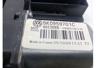 Motoras geam stanga fata 5k0959701C Volkswagen Golf 6 (2008 - 2015) - miniatura 3