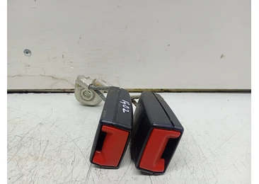 Pretensioner 3C0857739B Volkswagen Passat CC 1 (2008 - 2012) 2.0 TDI CBAB