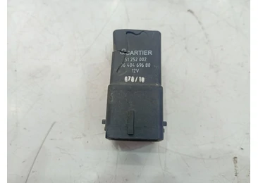 Releu bujii incandescente 9640469680 Peugeot 3008 1 (2010 - 2013) 1.6 hdi 9hz
