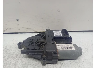 Motoras geam dreapta fata 1k0959792J Volkswagen Caddy 3 (2004 - 2010) 1.9 tdi BJB