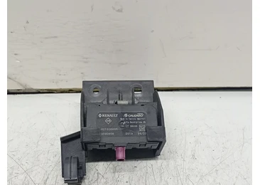 Amplificator antena 282122683R Dacia Jogger 1 (2021 - 2022) 1.0 tce H4D480