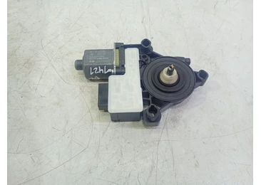 Motoras geam dreapta spate 0130822694 Volkswagen Golf 7 (2012 - 2017) 1.6 tdi cxxa