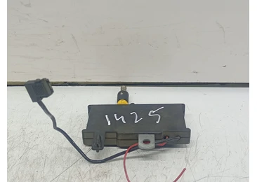 Amplificator antena 9637564680 Peugeot 607 1 (2000 - 2004) 2.2 hdi 4HX DW12TED4