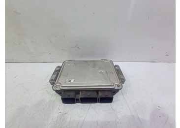 Calculator motor ECU 8200601334 Renault Scenic 2 (facelift) (2006 - 2010) 1.9 tdci F9Q803