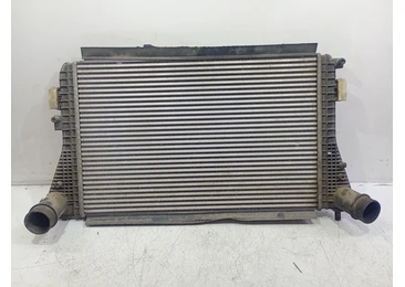 Radiator intercooler 3c0145805an Volkswagen Passat B7 (2010 - 2015) CFGB