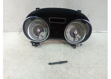 Ceasuri de bord a1569004501 Mercedes Benz GLA-Class X156 (2013 - 2017) OM651.930