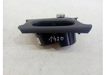 Suport pahare a1766800210 Mercedes Benz GLA-Class X156 (2013 - 2017) OM651.930