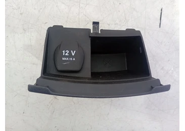 Scrumiera a1766801050 Mercedes Benz GLA-Class X156 (2013 - 2017) OM651.930