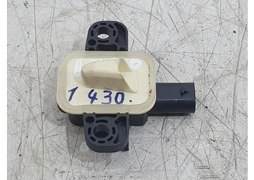 Senzor impact a1668210351 Mercedes Benz GLA-Class X156 (2013 - 2017) 2.2 cdi OM651.930