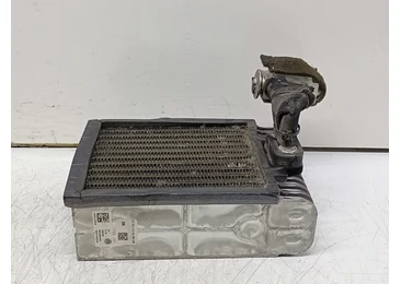 Radiator clima bord 7L0820101E Volkswagen Touareg 2 (7P) (2010 - 2014)