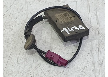 Amplificator antena a2469054201 Mercedes Benz GLA-Class X156 (2013 - 2017) 2.2 cdi OM651.930
