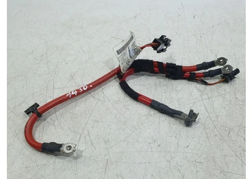 Borna baterie a2465406507 Mercedes Benz GLA-Class X156 (2013 - 2017) 2.2 cdi OM651.930