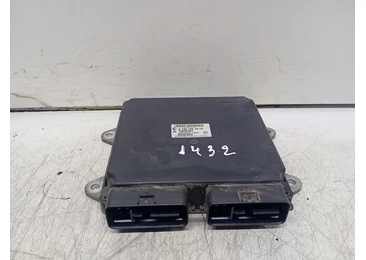Calculator motor ECU A1351501979 Smart Forfour 1 (2004 - 2006) 1.3 benzina M135.930