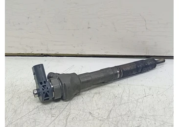 Injector 03L1302770 Volkswagen Passat B7 (2010 - 2015)