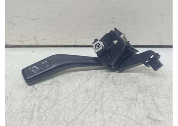 Maneta semnalizare 1k0953513E Volkswagen Golf 6 (2008 - 2015) 1.4 benzina CGGA