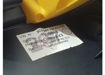 Ornament interior 3c0885702ad Volkswagen Passat B6 (2005 - 2010) - miniatura 3