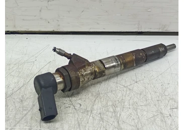 Injector H8201100113 Dacia Duster 1 (facelift) (2013 - 2017)