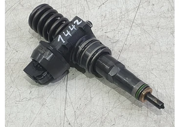 Injector 038130073ag Skoda Fabia 6Y (facelift) (2004 - 2007) 1.4 tdi BNM