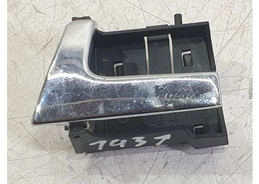 Maner interior stanga fata 6n0837113 Volkswagen Polo 3 (6N) (facelift) (2000 - 2002) 1.4 benzina AUD