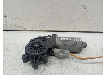 Motoras geam dreapta fata Volkswagen Passat B6 (2005 - 2010) 2.0 tdi CBBB