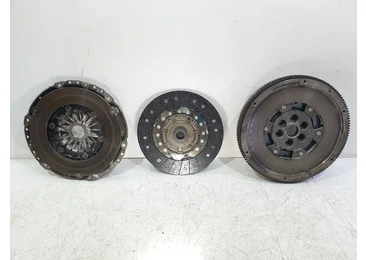 Kit ambreiaj volanta cu masa dubla 415043110 Volkswagen Passat B6 (2005 - 2010)