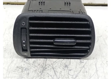 Grila ventilatie bord 8L0820901 Seat Leon 1 (1M) (1999 - 2005) 1.6 benzina AUS