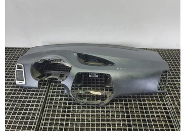 Plansa bord Hyundai i20 PB (2008 - 2012) 1.4 CRDi D4FC