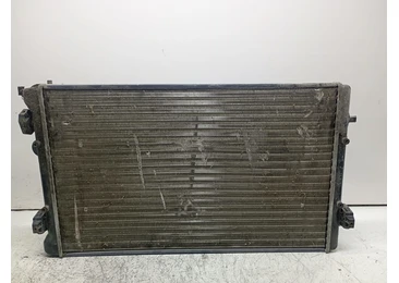 Radiator apa Volkswagen Golf 4 (1997 - 2006) 1.4 benzina akq