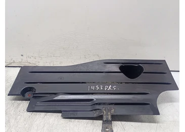 Scut caroserie dreapta Av61R11778 Ford Focus 3 (2011 - 2015) 1.6 tdci T3DA
