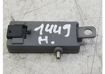 Amplificator antena 4b5035225h Audi A6 4B/C5 (facelift) (2001 - 2004) 2.5 tdi BFC