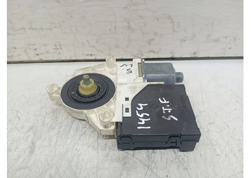 Motoras geam stanga fata 1k0959701P Volkswagen Passat B6 (2005 - 2010) 2.0 tdi BMR