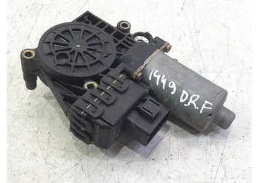 Motoras geam dreapta fata 4b0959802e Audi A6 4B/C5 (facelift) (2001 - 2004) 2.5 tdi BFC