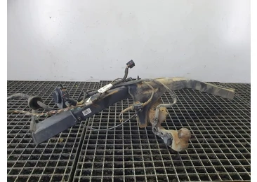 Carlig remorcare 5n0803880J Volkswagen Tiguan 1 (5N) (facelift) (2011 - 2017)