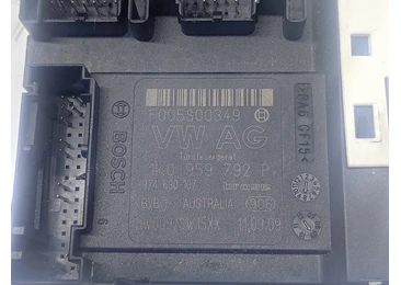 Motoras geam dreapta fata 1k0959792p Volkswagen Passat B6 (2005 - 2010) - miniatura 3
