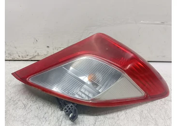 Stop stanga E115601 Toyota Yaris XP130 (2011 - 2014)