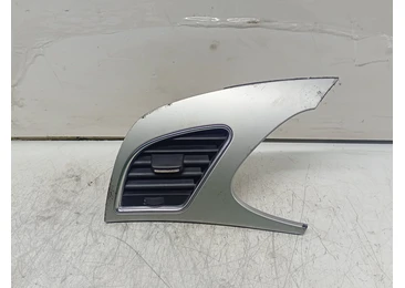 Grila ventilatie 8K1820901G Audi A4 B8/8K (2007 - 2011) 2.7 tdi CGKA