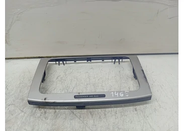 Ornament bord 3C0858069M Volkswagen Passat B6 (2005 - 2010) 2.0 tdi BKP
