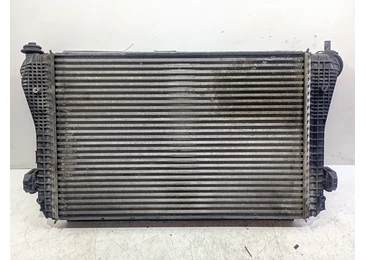 Radiator intercooler 3c0145805p Volkswagen Passat B6 (2005 - 2010) 2.0 tdi BKP