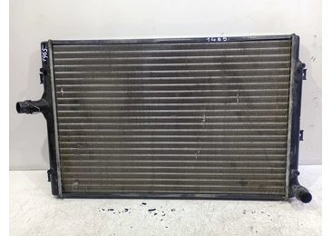Radiator apa Volkswagen Passat B6 (2005 - 2010) 2.0 tdi BKP