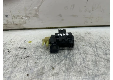 Electrovalva vacuum 8200790180 Nissan X-Trail T32 (facelift) (2017 - 2020) - miniatura 2
