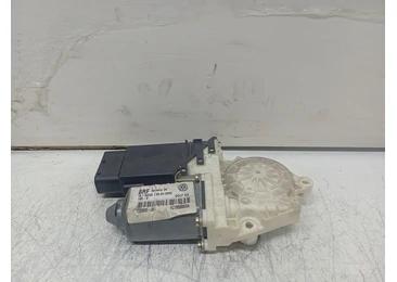 Motoras geam dreapta fata 1c1959802A Volkswagen Golf 4 (1997 - 2006)